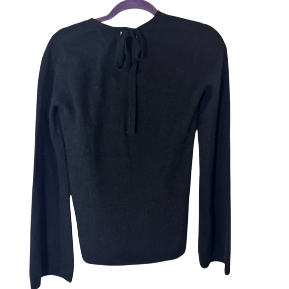 NWT Qi Cashmere Sweater in XS, crew neck with tie back and flared sleeves - Picture 2 of 8